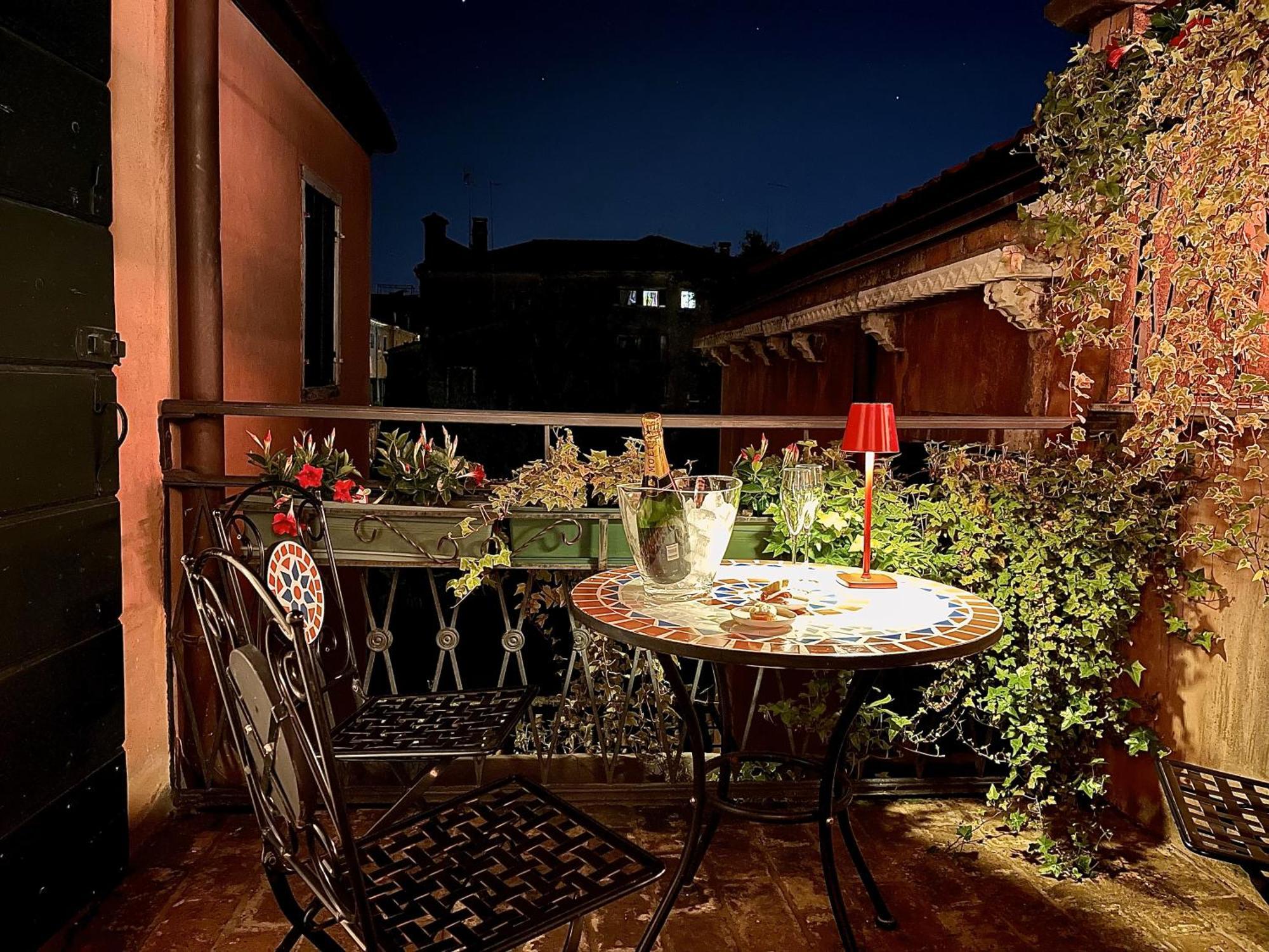 Apartment Ca Brunilda-Luxury Penthouse With Terrace 베니스 외부 사진